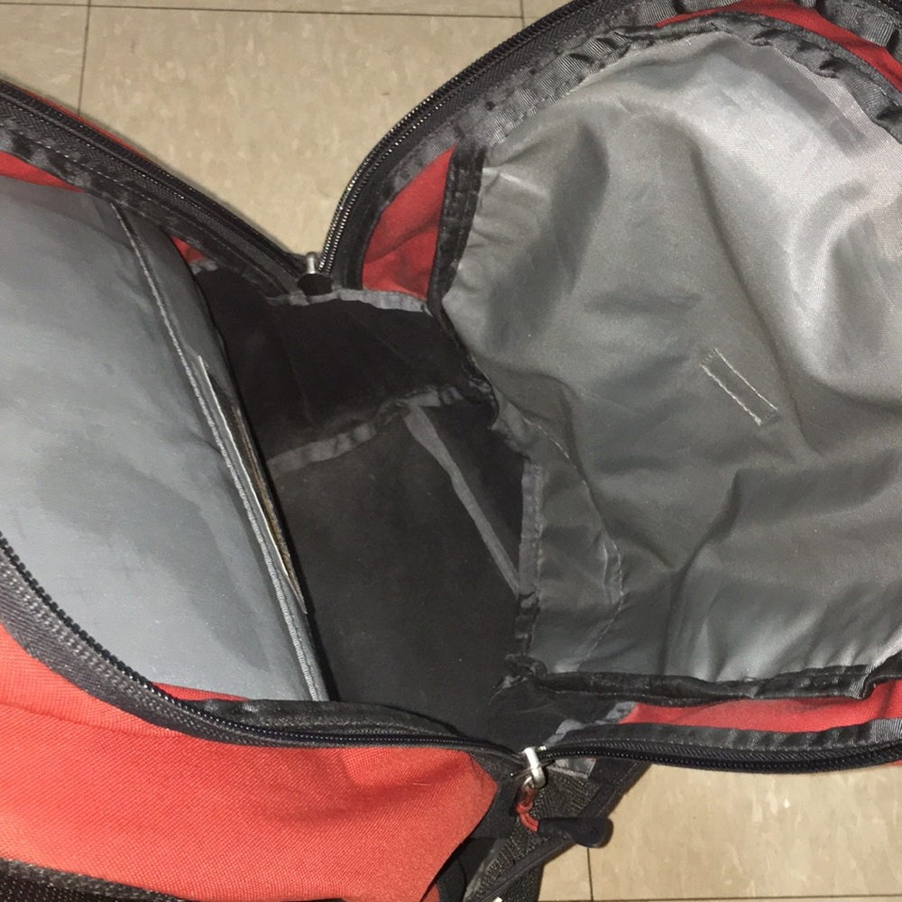 🔥  sold!!🔥🔥🔥north face book bag. - Picture 5 of 8
